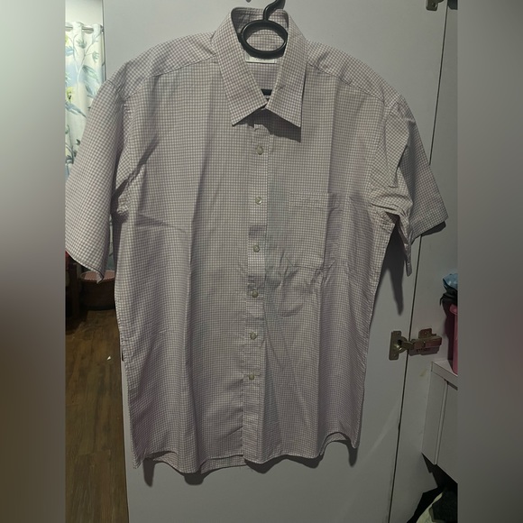 Guy Laroche. Half sleeve shirt. Size large. Used gently - Picture 4 of 4